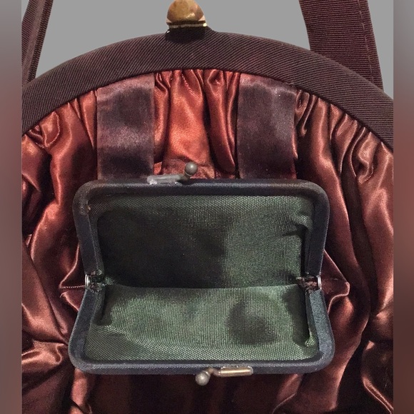 Vintage Handbag, Arced Framed, Unique Clasp, Hanging Coin‎ Purse Inside, Brown - Picture 8 of 9